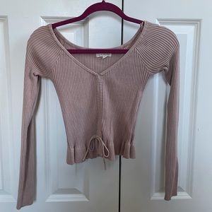 Pink fitted sweater